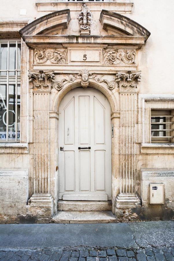 Le Cocon Des Deux Sirenes - Studio Cosy Pour 2 A Nancy Bagian luar foto